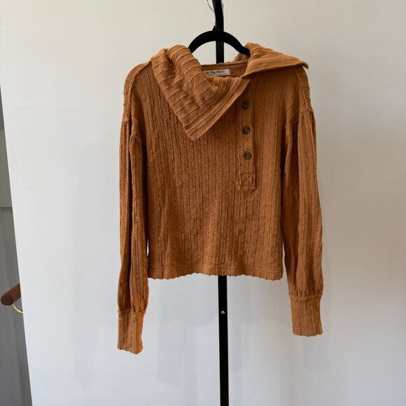 We The Free Off Centre Neck Pullover NWOT Size XS - Picture 7 of 7